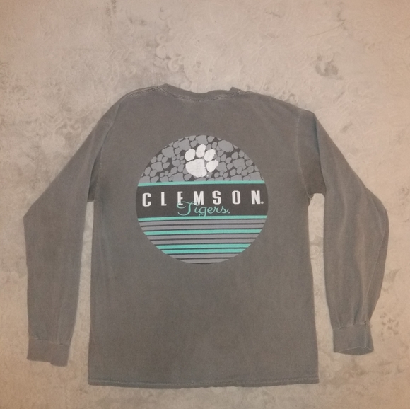 Clemson Tigers Long sleeve women's T-Shirts size medium - Picture 2 of 7